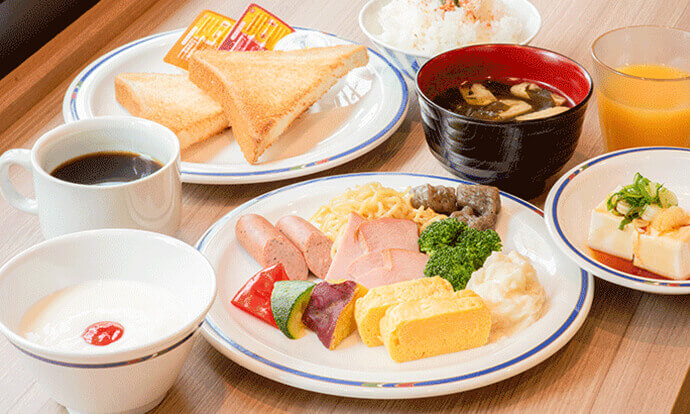 朝食
