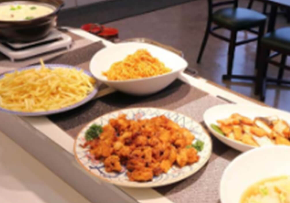 ボリューム満点のお食事